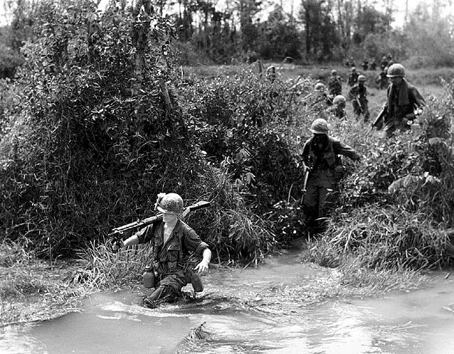 Иллюстрация к книге — США. Полная история страны [i_084.jpg]