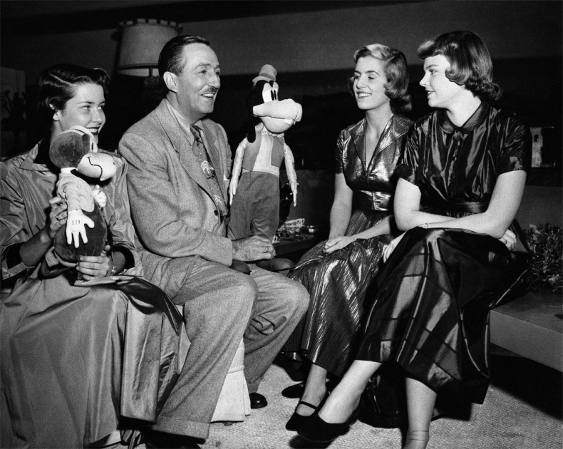 Иллюстрация к книге — Уолт Дисней. Преврати свою жизнь в магию [i_008.jpg]