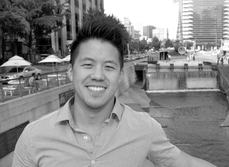 Иллюстрация к книге — Харизма. Как выстроить раппорт, нравиться людям и производить незабываемое впечатление [i_001.jpg]