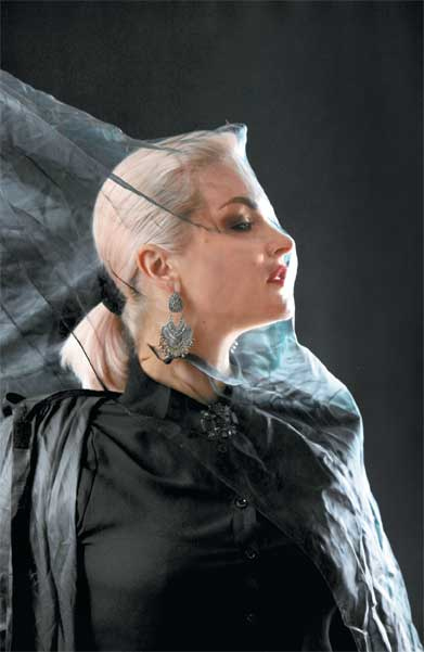 Иллюстрация к книге — Белая Волшебница [i_001.jpg]