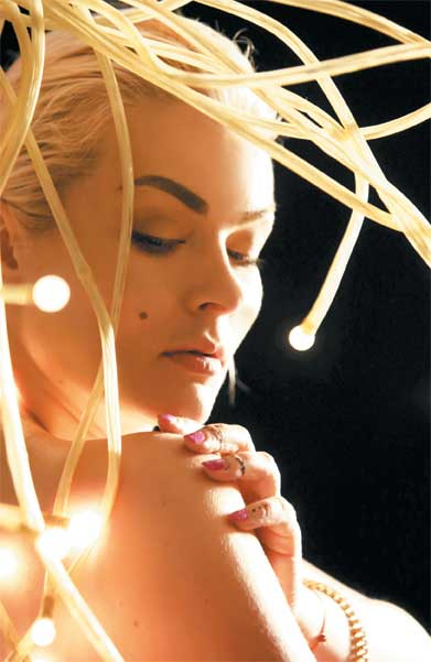 Иллюстрация к книге — Белая Волшебница [i_022.jpg]