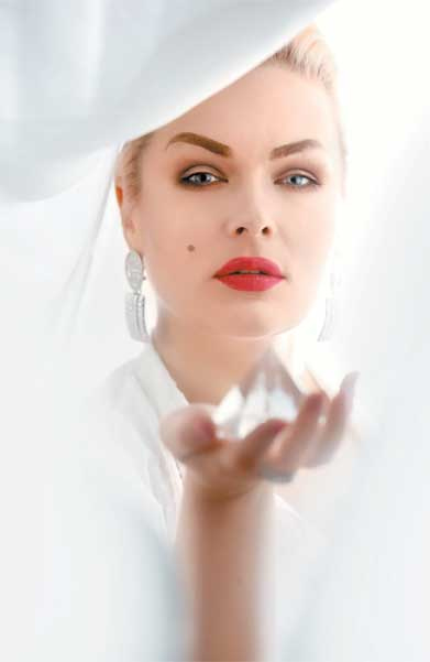 Иллюстрация к книге — Белая Волшебница [i_030.jpg]