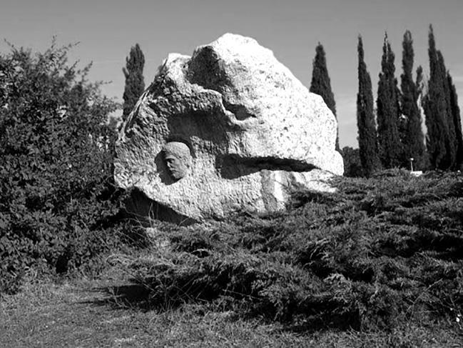 Иллюстрация к книге — Страны Магриба. Тунис. Независимое государство на руинах Карфагена [i_023.jpg]