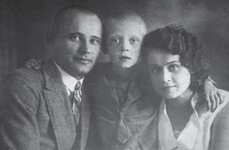 Иллюстрация к книге — Мой ГУЛАГ. Личная история. Книжная серия видеопроекта Музея истории ГУЛАГа [i_045.jpg]