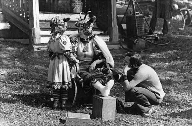 Иллюстрация к книге — Людмила Гурченко. Золотые годы [image29.jpg]