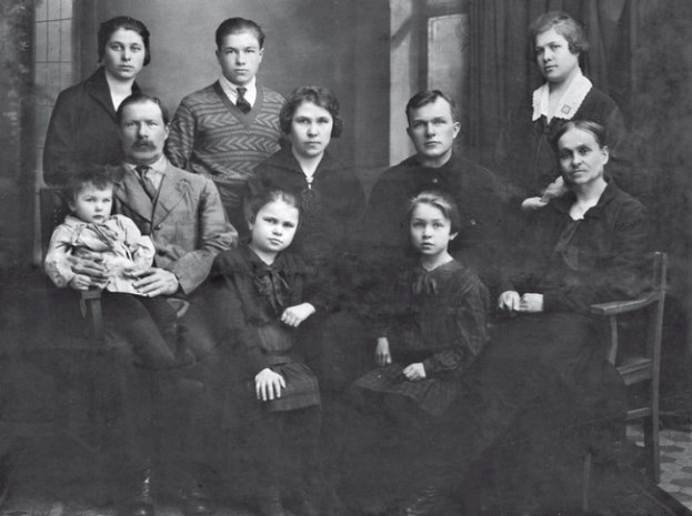 Иллюстрация к книге — Жизнь, похожая на сказку [image8.jpg]