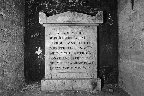 Иллюстрация к книге — Подземный мир. Нижние этажи цивилизации [i_049.jpg]