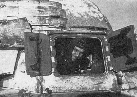 Иллюстрация к книге — Танки между Доном и Северским Донцом. Воспоминания командира танковой роты о зимних сражениях под Сталинградом. 1942–1943 [i_074.jpg]