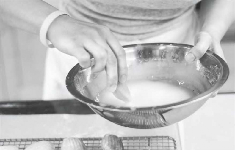 Иллюстрация к книге — Сладкая жизнь в Париже. Гастрономические авантюры в самом прославленном и противоречивом городе мира [i_019.jpg]