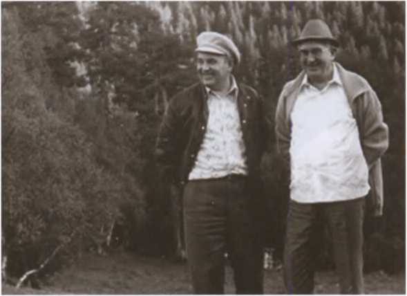 Иллюстрация к книге — Вожди СССР [i_060.jpg]