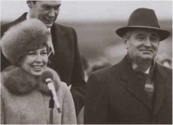 Иллюстрация к книге — Вожди СССР [i_062.jpg]