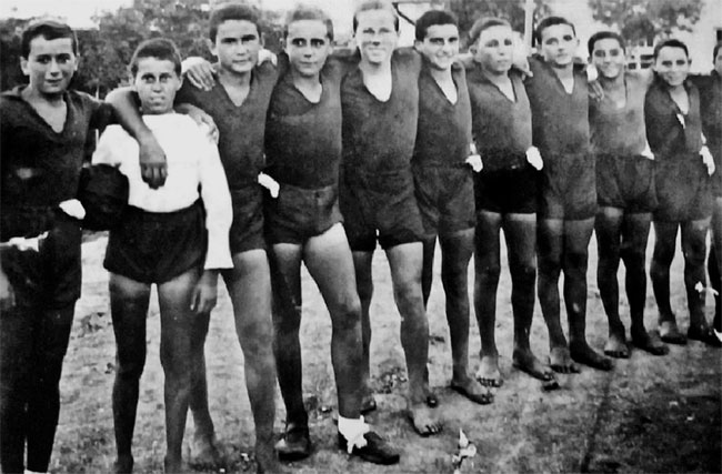 Иллюстрация к книге — Разведка. «Иван» наоборот: взаимодействие спецслужб Москвы и Лондона в 1942—1944 гг. [i_012.jpg]