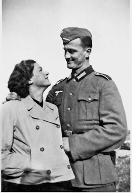 Иллюстрация к книге — Разведка. «Иван» наоборот: взаимодействие спецслужб Москвы и Лондона в 1942—1944 гг. [i_029.jpg]