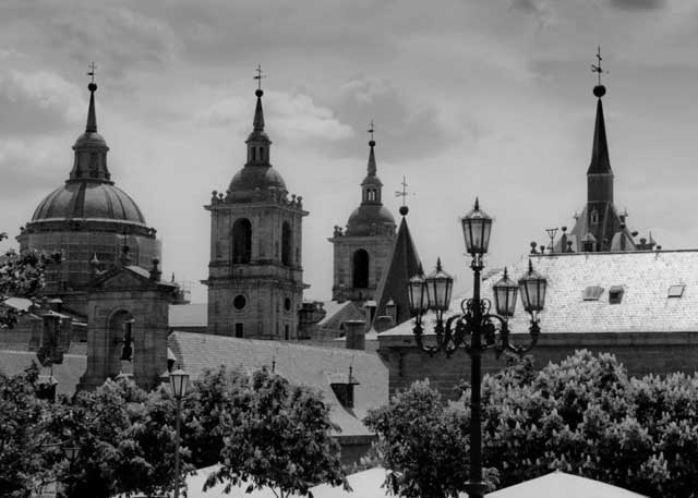 Иллюстрация к книге — Испания со вкусом солнца. Гаспачо для печального рыцаря [i_009.jpg]