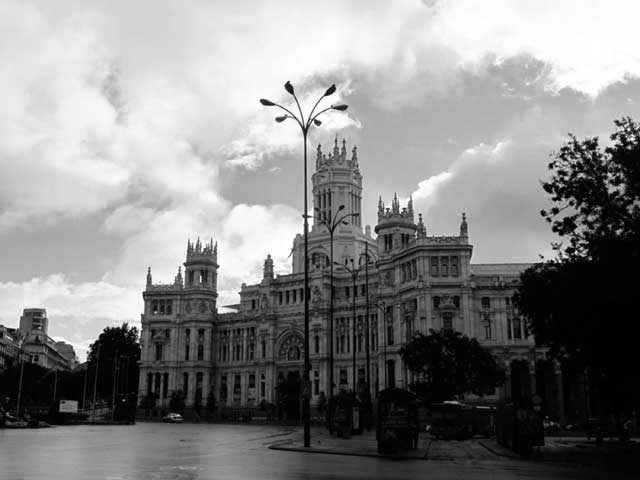 Иллюстрация к книге — Испания со вкусом солнца. Гаспачо для печального рыцаря [i_010.jpg]