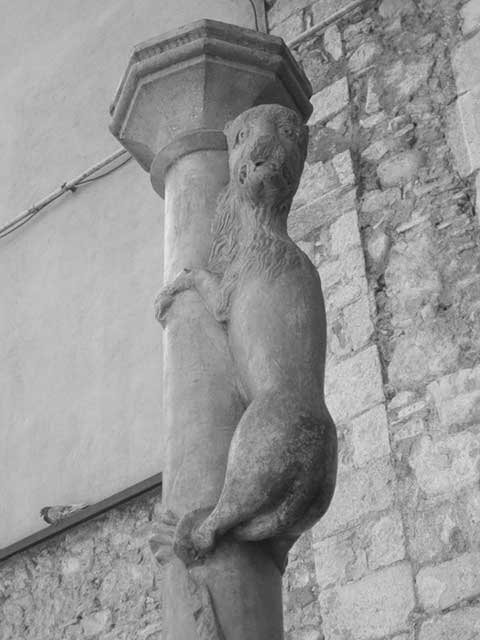 Иллюстрация к книге — Испания со вкусом солнца. Гаспачо для печального рыцаря [i_016.jpg]