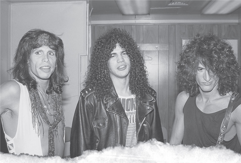 Иллюстрация к книге — Slash. Демоны рок-н-ролла в моей голове [i_026.jpg]