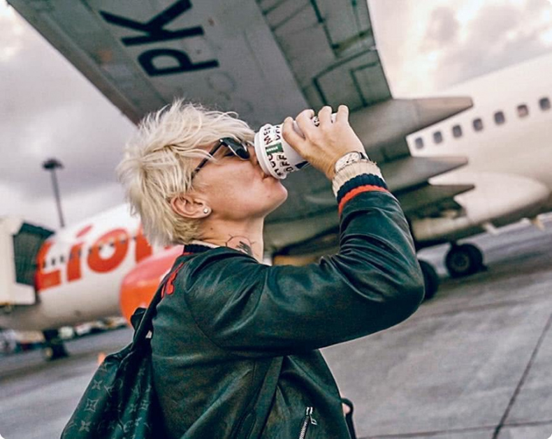 Иллюстрация к книге — Редкая птица [i_166.jpg]