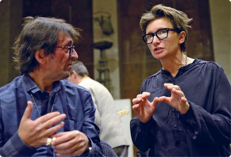 Иллюстрация к книге — Редкая птица [i_180.jpg]