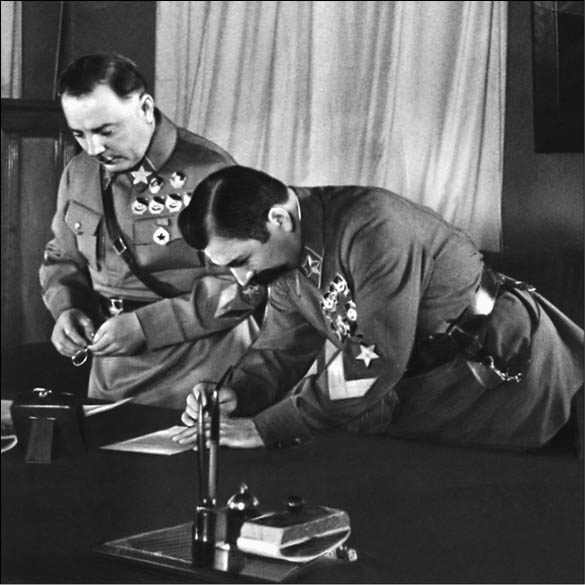 Иллюстрация к книге — История Второй мировой войны. Блицкриг [i_045.jpg]