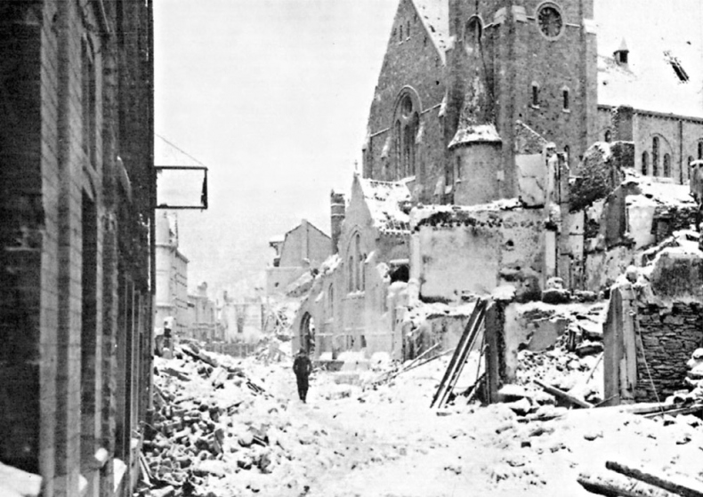 Иллюстрация к книге — Арденнская операция. Последняя авантюра Гитлера [i_068.jpg]