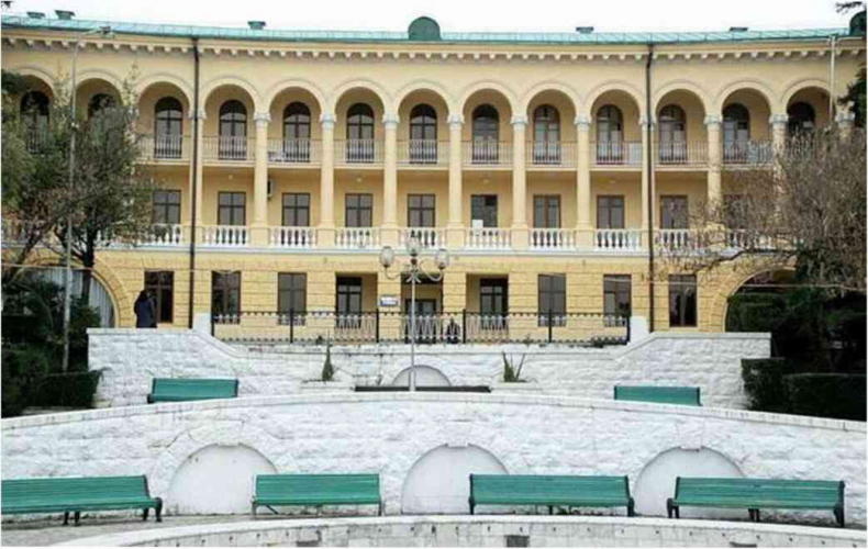 Иллюстрация к книге — Москва ельцинская. Хроники президентского правления [i_090.jpg]