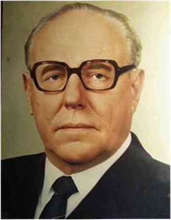 Иллюстрация к книге — Москва ельцинская. Хроники президентского правления [i_116.jpg]