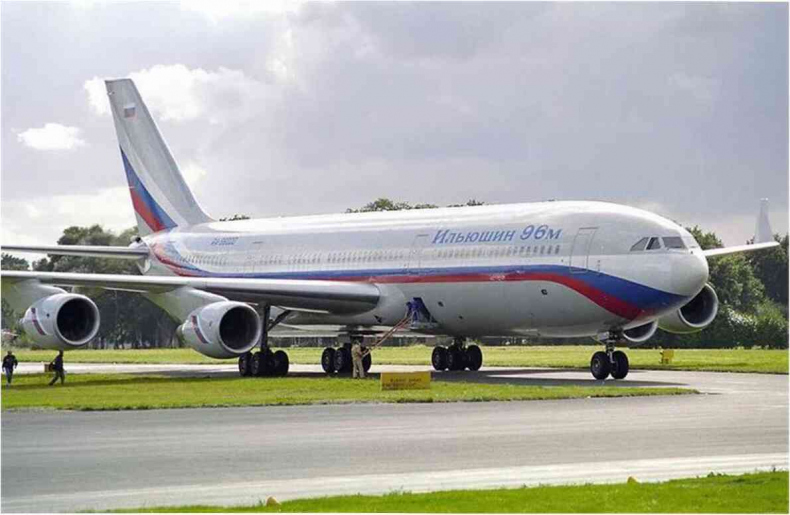 Иллюстрация к книге — Москва ельцинская. Хроники президентского правления [i_162.jpg]