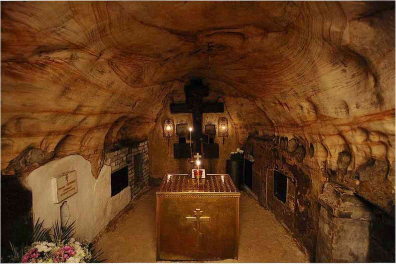 Иллюстрация к книге — Москва ельцинская. Хроники президентского правления [i_218.jpg]