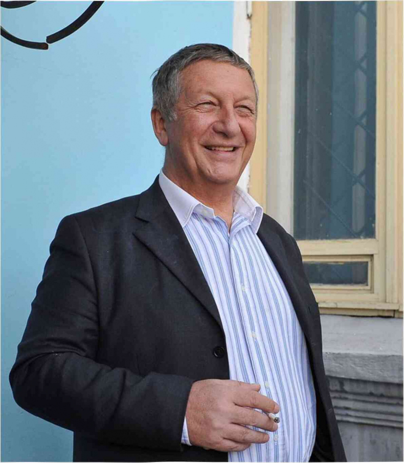 Иллюстрация к книге — Москва ельцинская. Хроники президентского правления [i_234.jpg]