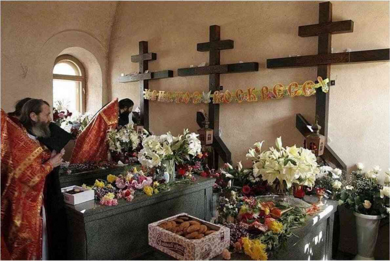 Иллюстрация к книге — Москва ельцинская. Хроники президентского правления [i_244.jpg]