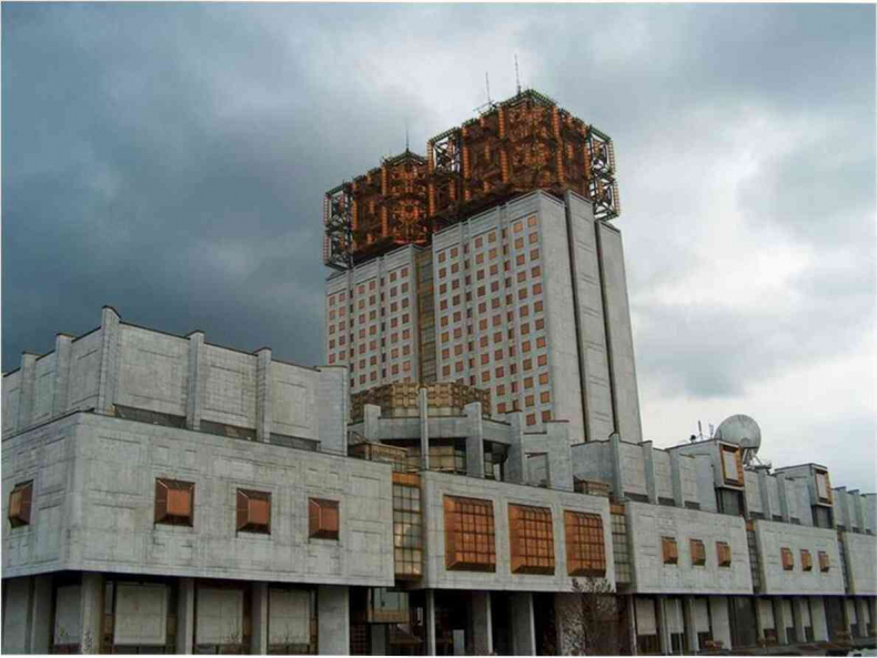 Иллюстрация к книге — Москва ельцинская. Хроники президентского правления [i_264.jpg]