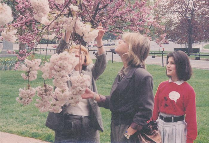 Иллюстрация к книге — Когда душа любила душу. Воспоминания о барде Кате Яровой [_30.jpg]