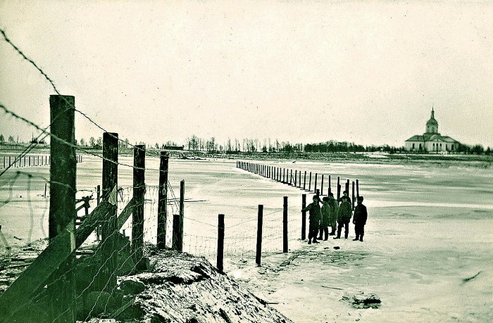 Иллюстрация к книге — Ленин в поезде [i_021.jpg]