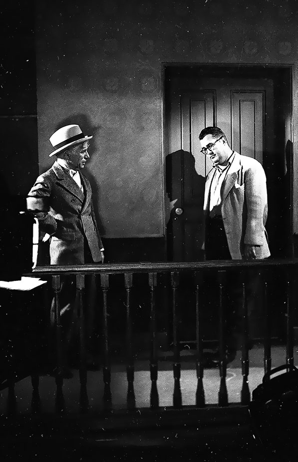 Иллюстрация к книге — Огни рампы. Мир «Огней рампы» [i_025.jpg]