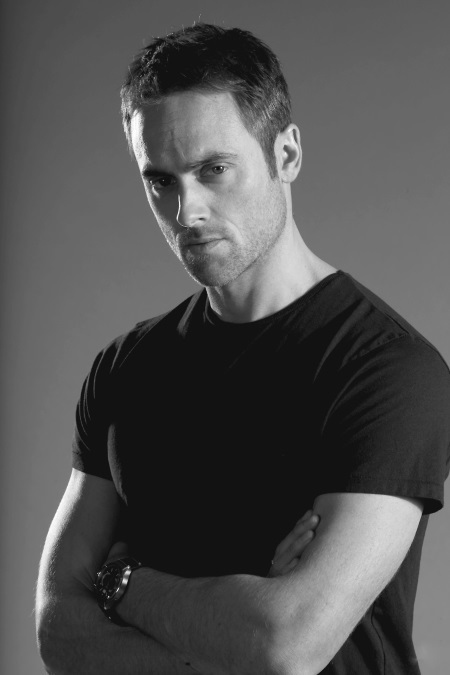 Иллюстрация к книге — Шарлиз Терон. Безумный монстр Голливуда [i_019.jpg]