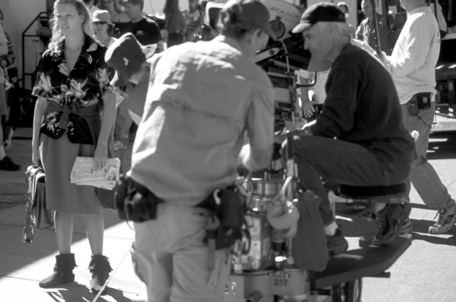 Иллюстрация к книге — Шарлиз Терон. Безумный монстр Голливуда [i_027.jpg]