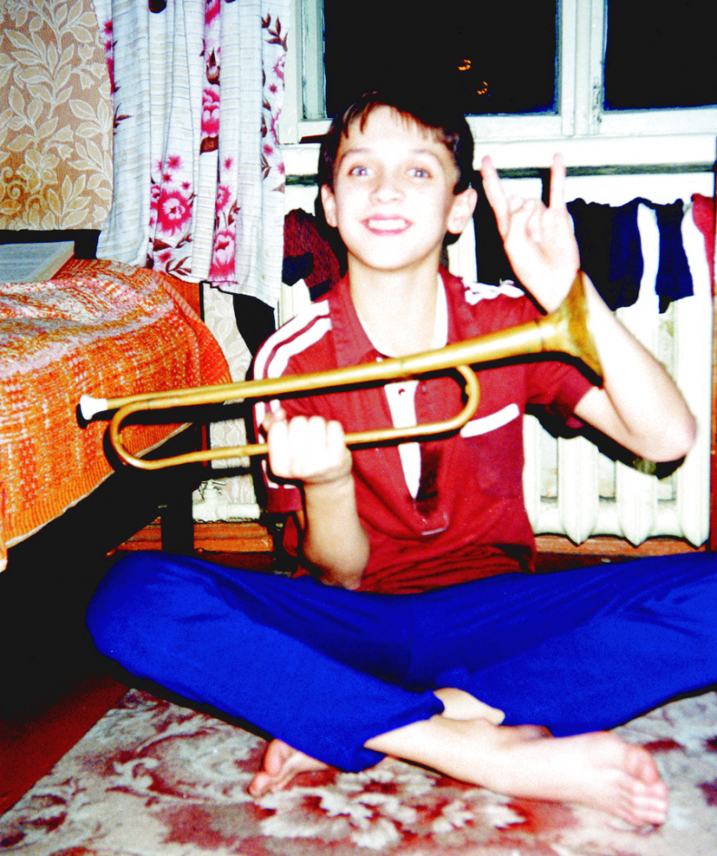 Иллюстрация к книге — Две стороны одной медали [i_009.jpg]