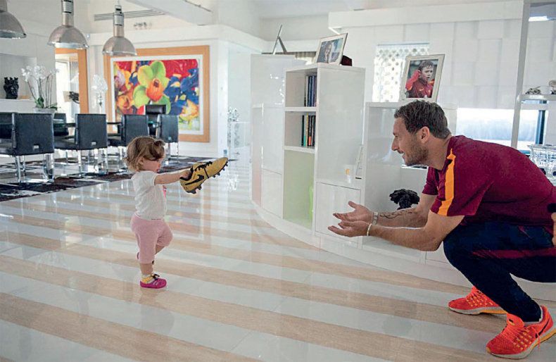 Иллюстрация к книге — Тотти. Император Рима [i_045.jpg]