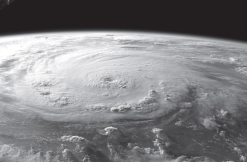 Иллюстрация к книге — Эта странная математика. На краю бесконечности и за ним [i_007.jpg]