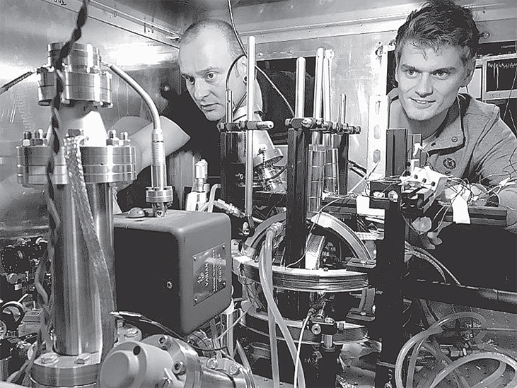 Иллюстрация к книге — Эта странная математика. На краю бесконечности и за ним [i_017.jpg]