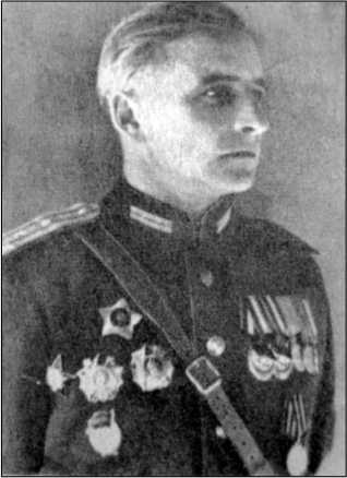 Иллюстрация к книге — Октябрь 1941. Варшавское шоссе [i_030.jpg]