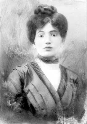 Иллюстрация к книге — Клятва. История сестер, выживших в Освенциме [i_003.jpg]