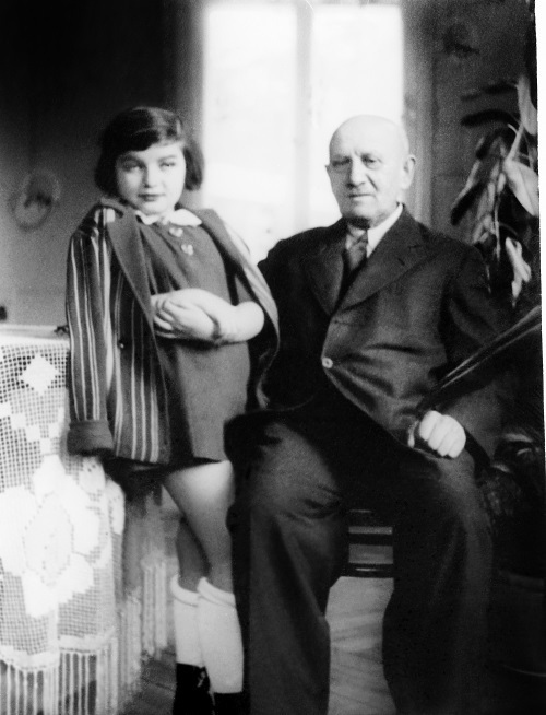 Иллюстрация к книге — В тени Холокоста. Дневник Рении [i_008.jpg]