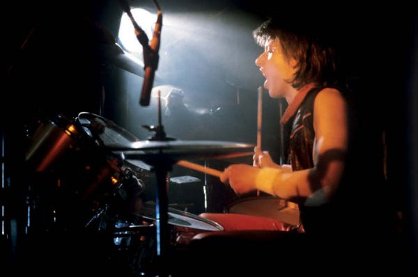 Иллюстрация к книге — Ария: Возрождение Легенды. Авторизованная биография группы [i_007.jpg]