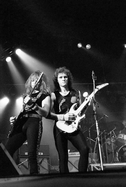 Иллюстрация к книге — Ария: Возрождение Легенды. Авторизованная биография группы [i_014.jpg]