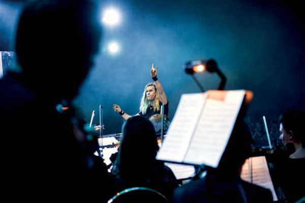 Иллюстрация к книге — Ария: Возрождение Легенды. Авторизованная биография группы [i_045.jpg]