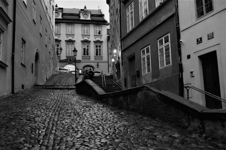 Иллюстрация к книге — Великолепная Прага. Город золотого волшебства [img_36.jpg]