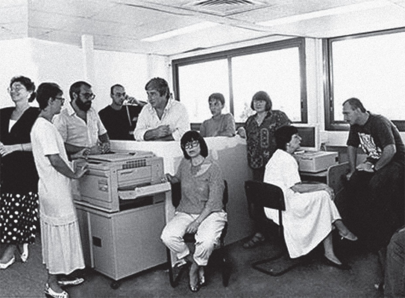 Иллюстрация к книге — Лытдыбр. Дневники, диалоги, проза [i_024.jpg]