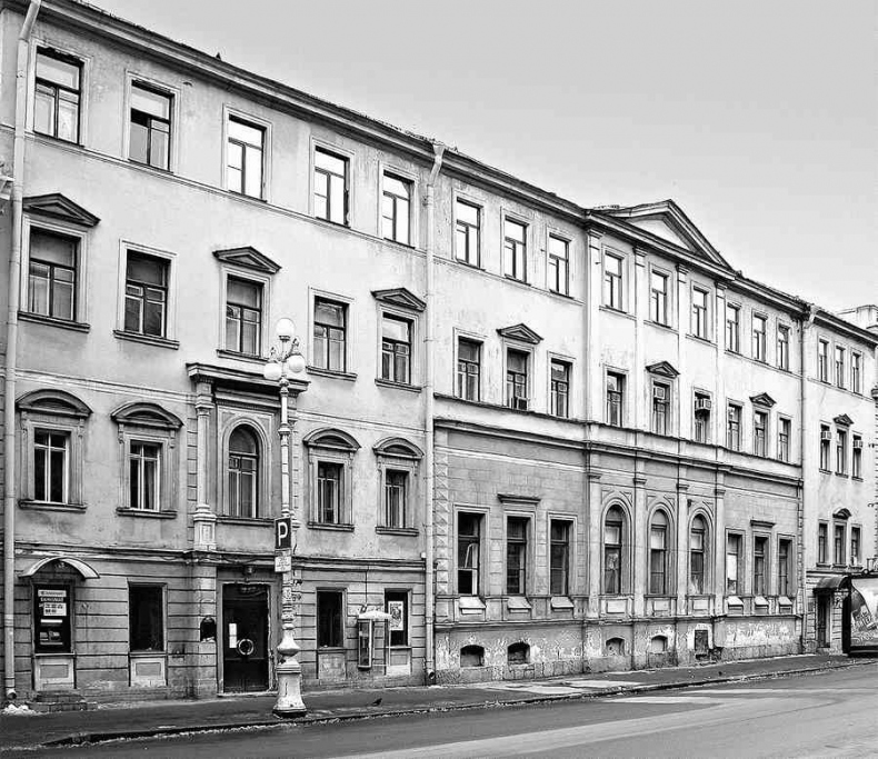 Иллюстрация к книге — История петербургских особняков. Дома и люди [i_109.jpg]